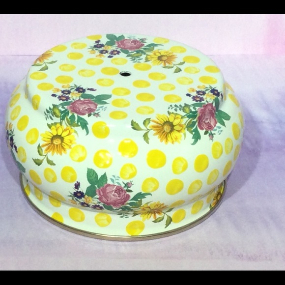 Mackenzie Childs Buttercup Squashed Pot RE… - Picture 3 of 6